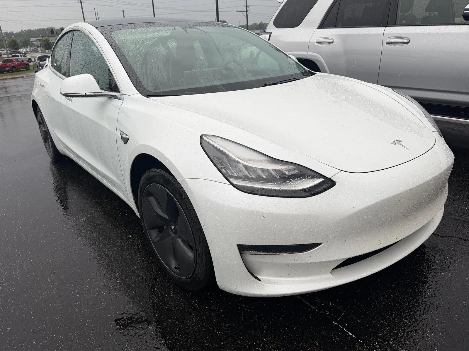 tesla model 3 2020 5YJ3E1EA6LF742947 image tesla model 3 2020 5YJ3E1EA6LF742947 image